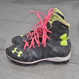 Under Armour Kids Black and Neon Yellow Football Cleats